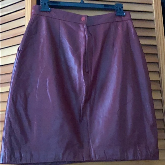 Very nice and quality leather skirt - Picture 4 of 5